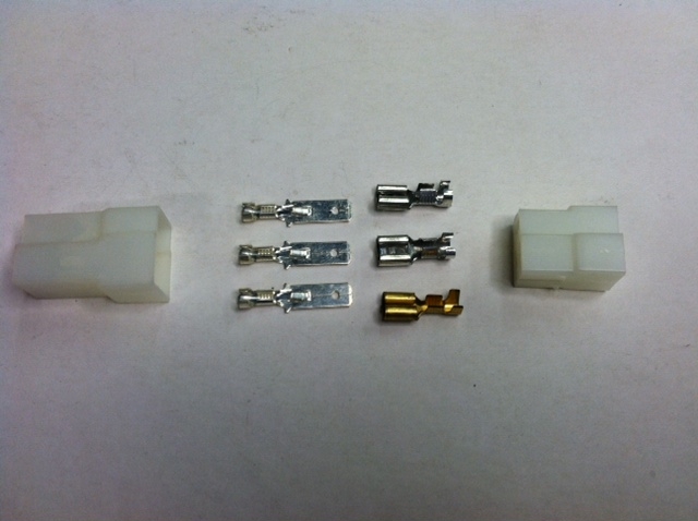 Electrical connector, multiplug 3-pin, solder-on